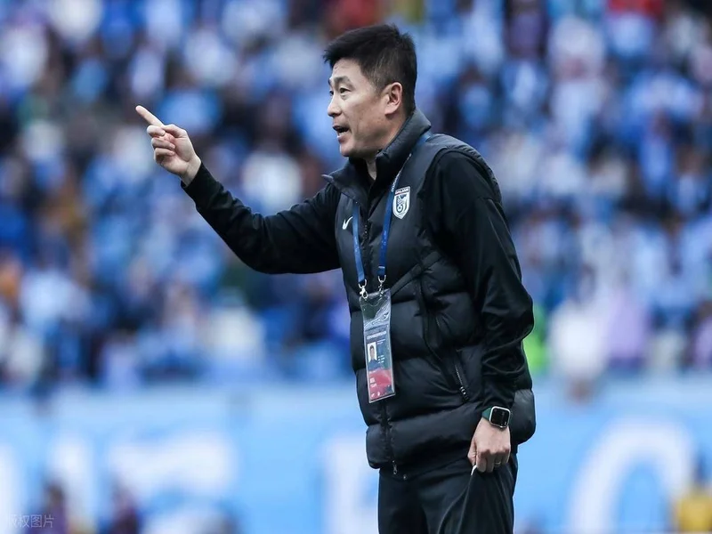 祝贺!大连英博主帅李国旭被授予辽宁五一劳动奖章